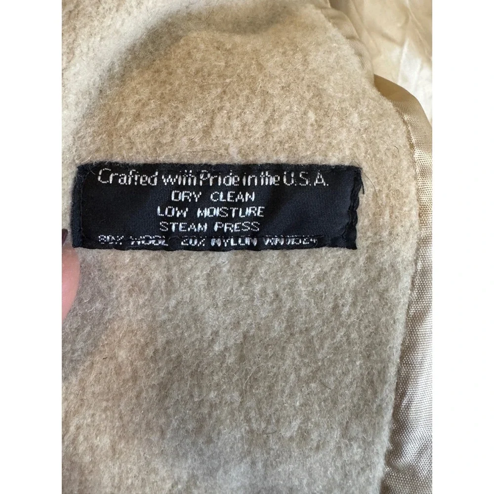 Alorna Classic Beige Wool Blend Button Front Coat Women's Outerwear Size Small